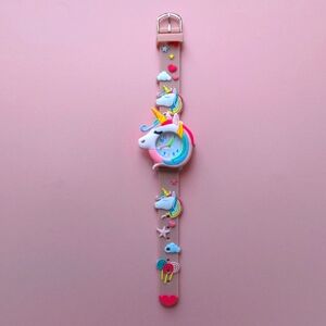 NWT GIRLS UNICORN 🦄   watch.